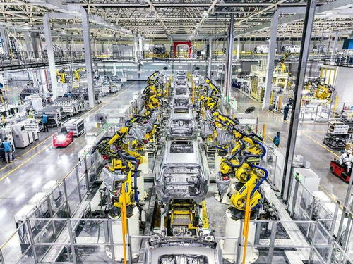 余承東造訪賽力斯汽車智慧工廠，為問界新M7高品質(zhì)交付助威